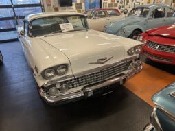 Chevrolet Impala Sports Coupe V8 Aut full