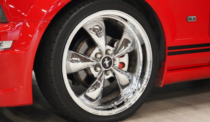 Ford Mustang V6 Coupe full