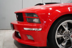 Ford Mustang V6 Coupe full