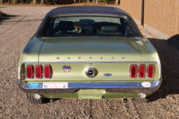 Ford Mustang Cupe full