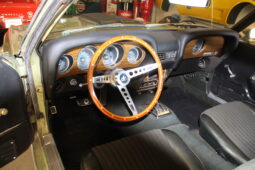 Ford Mustang Cupe full