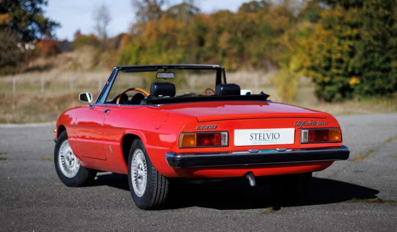 Alfa Romeo Spider 2000 Veloce full