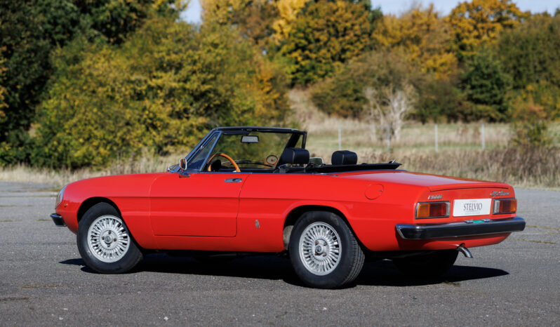 Alfa Romeo Spider 2000 Veloce full