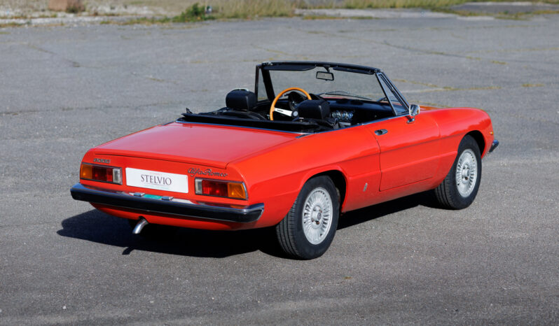 Alfa Romeo Spider 2000 Veloce full