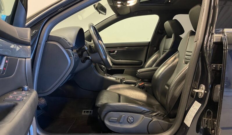 Audi A4 S4 4,2 V8 quattro Tiptr. 4d full