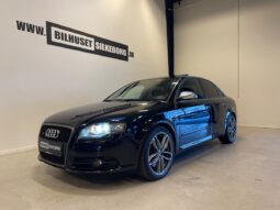 Audi A4 S4 4,2 V8 quattro Tiptr. 4d full