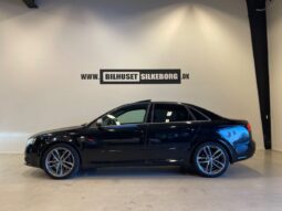 Audi A4 S4 4,2 V8 quattro Tiptr. 4d full