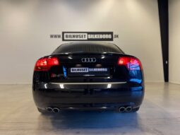 Audi A4 S4 4,2 V8 quattro Tiptr. 4d full