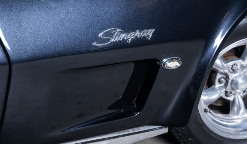 Chevrolet Corvette Stingray full