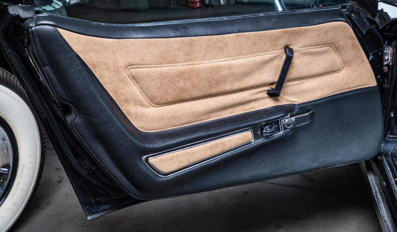 Chevrolet Corvette Stingray full