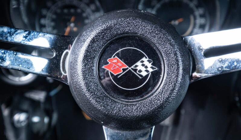 Chevrolet Corvette Stingray full