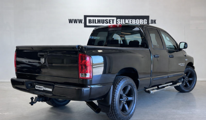 Dodge Charger RAM 1500 5,7 V8 Hemi aut. 4d full