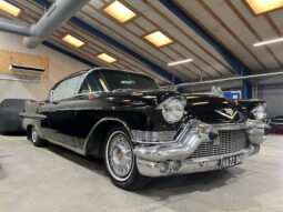 Cadillac Fleetwood 60-series full
