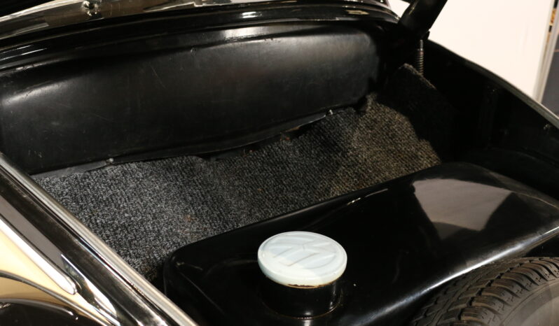 VW Bobbel 1200 oval full