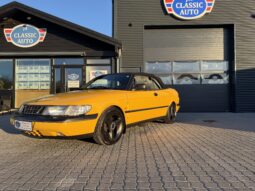 Saab 900 Mellow Yellow Cabriolet full