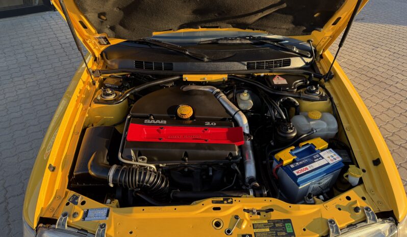 Saab 900 Mellow Yellow Cabriolet full
