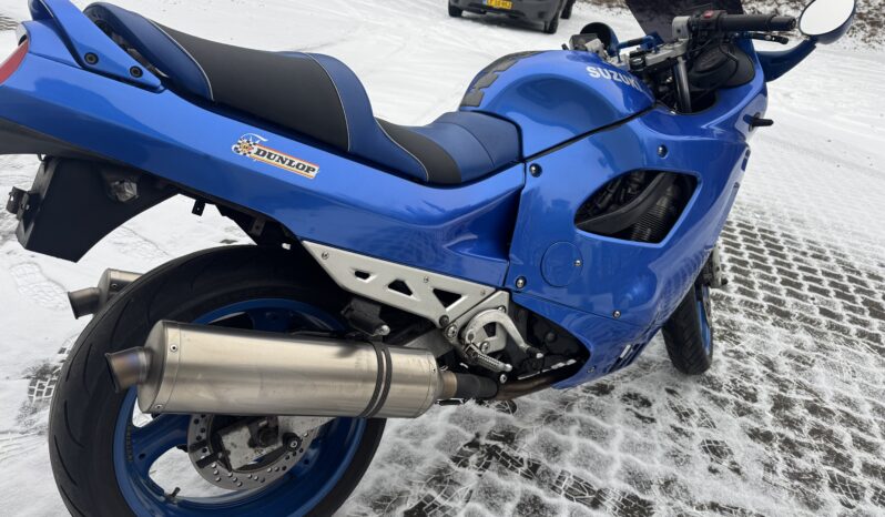 Suzuki gsx-750-f full