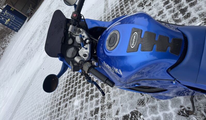 Suzuki gsx-750-f full