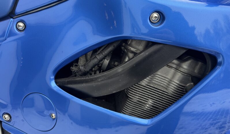 Suzuki gsx-750-f full