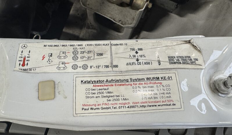 Mercedes-Benz 190 (W201) 2.0E full