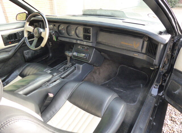 Pontiac Trans Am T_tops full
