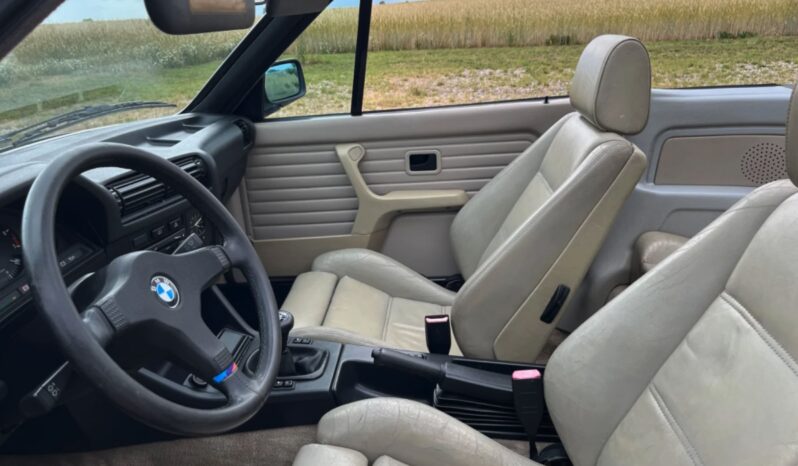 BMW 3-serie E30 325 i Cab full
