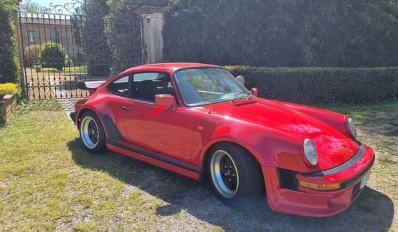 Porsche 911 Turbo (930) full