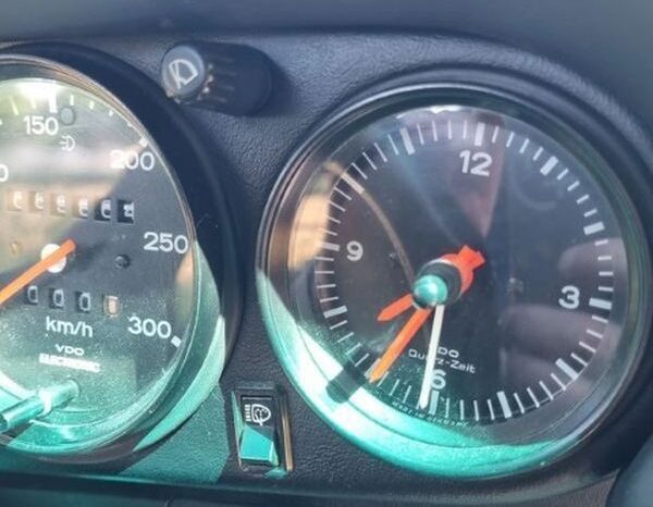 Porsche 911 Turbo (930) full