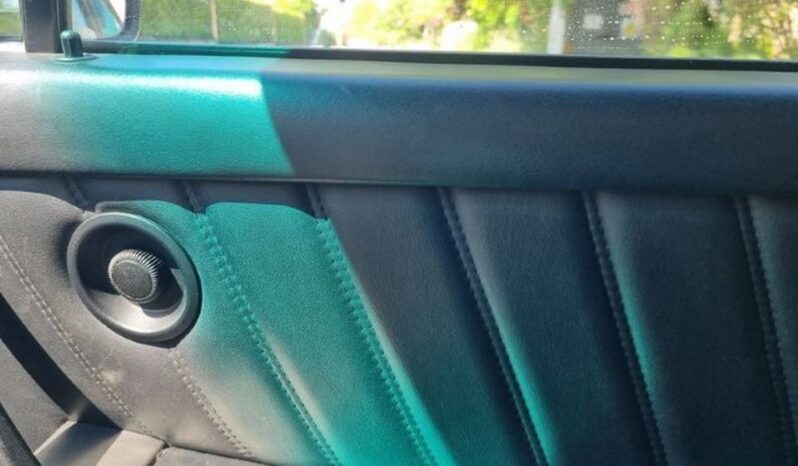 Porsche 911 Turbo (930) full