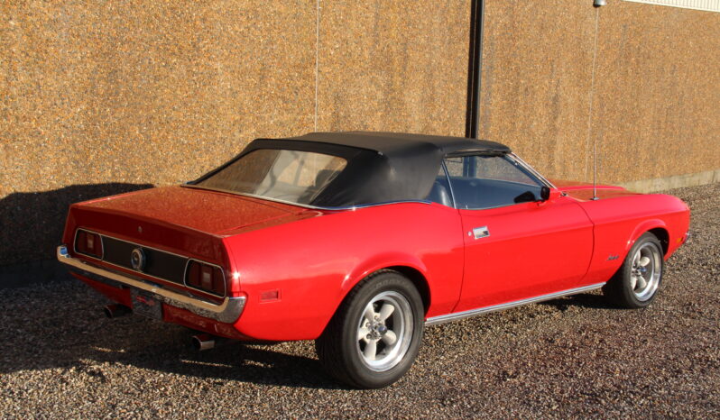 Ford Mustang Cab full