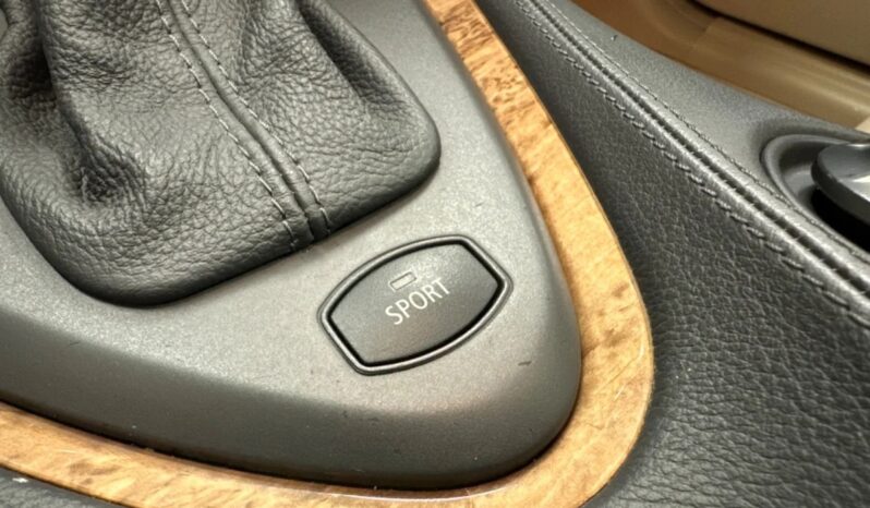 BMW 6-serie E24 BMW 645Ci 4,4 Coupé Steptr. 2d full