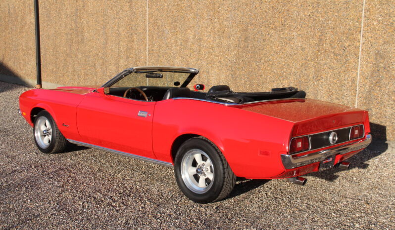 Ford Mustang Cab full