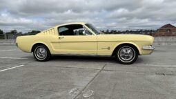 Ford Mustang Fastback 2 2 full