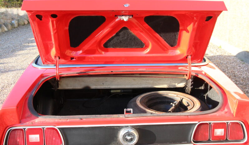 Ford Mustang Cab full