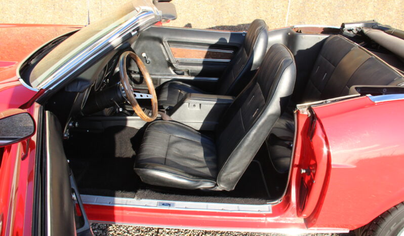 Ford Mustang Cab full