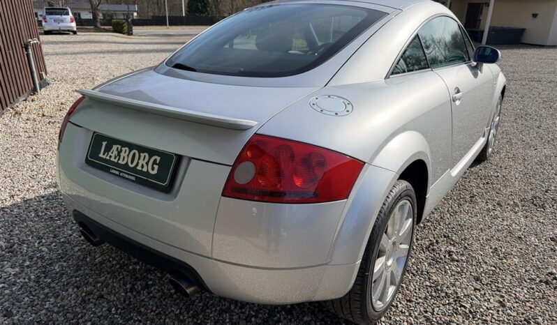 Audi TT Coupe 1,8 T Quattro full