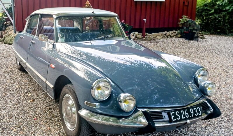 Citroën DS 21 Pallas full