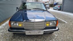 Mercedes-Benz 200-300 (W123) 230 Ce Automatic full