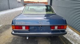 Mercedes-Benz 200-300 (W123) 230 Ce Automatic full