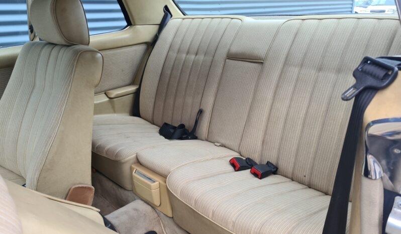 Mercedes-Benz 200-300 (W123) 230 Ce Automatic full