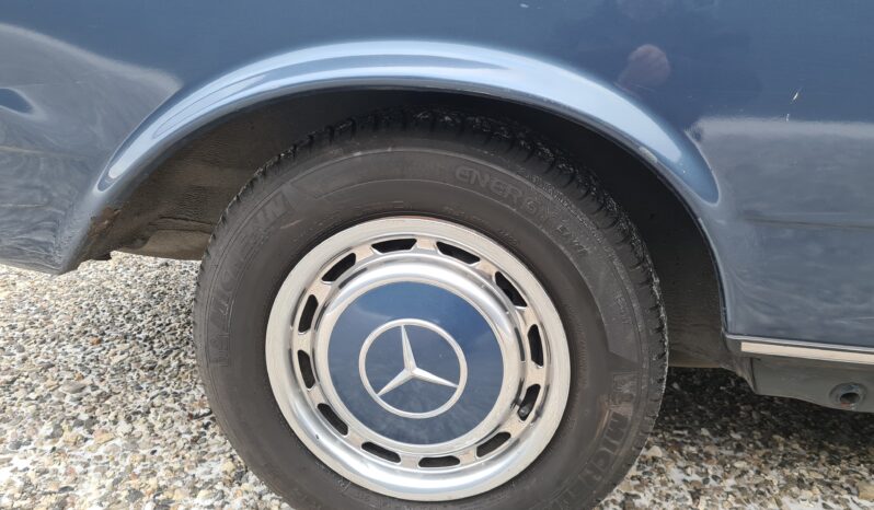 Mercedes-Benz 200-300 (W123) 230 Ce Automatic full