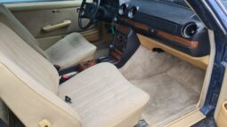 Mercedes-Benz 200-300 (W123) 230 Ce Automatic full
