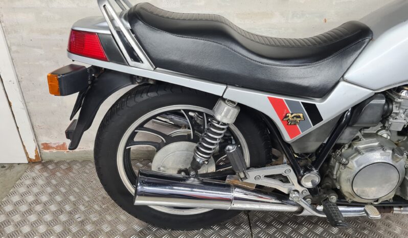 Yamaha XJ 750 Seca full