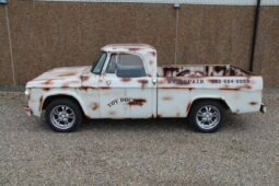 Dodge D100 Pick Up full