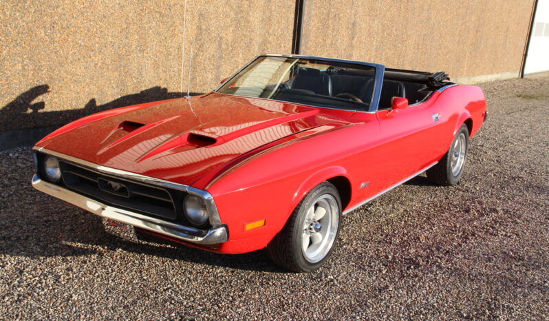 Ford Mustang Cab full