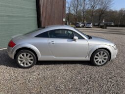 Audi TT Coupe 1,8 T Quattro full