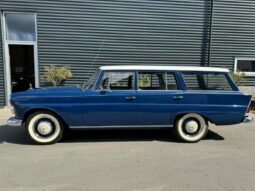 Mercedes-Benz 190-230 (W110) 200D Universal full