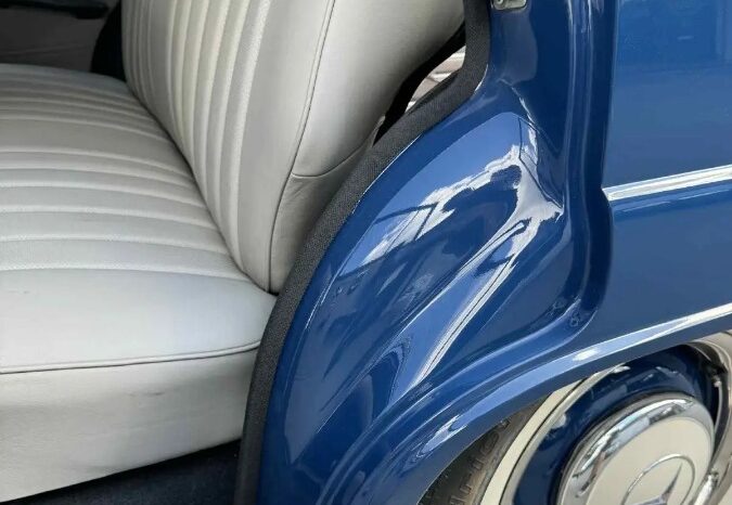 Mercedes-Benz 190-230 (W110) 200D Universal full