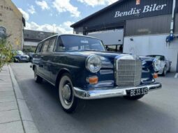 Mercedes-Benz 190-230 (W110) 200D Universal full