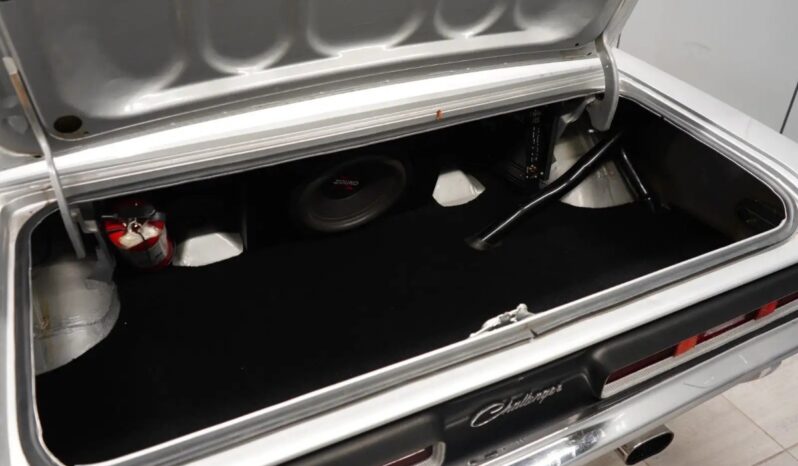 Dodge Challenger Aut full